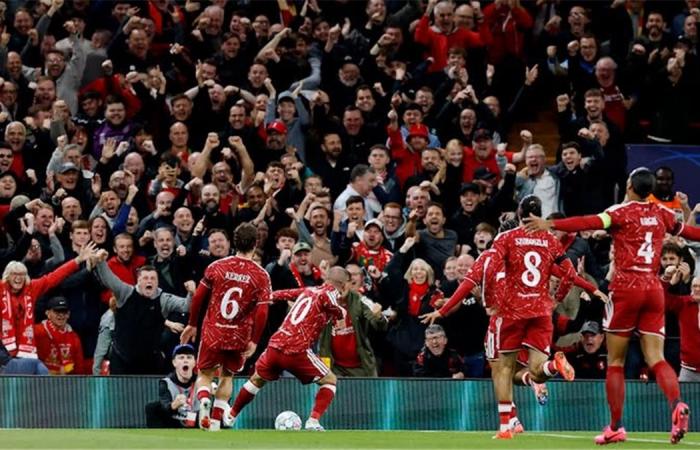 بالبلدي : فيديو
      |
      ليفربول
      يحول
      تأخره
      أمام
      أتلتيكو
      مدريد
      لفوز
      مثير
      في
      دوري
      أبطال
      أوروبا