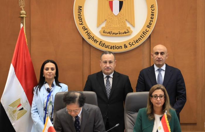 بالبلدي : وزراء
      التعليم
      والتضامن
      يشهدون
      توقيع
      اتفاقيات
      جمهورية مصر العربيةية
      يابانية
      للتوسع
      في
      تطبيق
      «التوكاتسو»