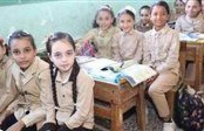 بالبلدي : عاجل|
      جدل
      حول
      زيادة
      أيام
      الدراسة..
      تعرف
      على
      الفوائد
      والسلبيات