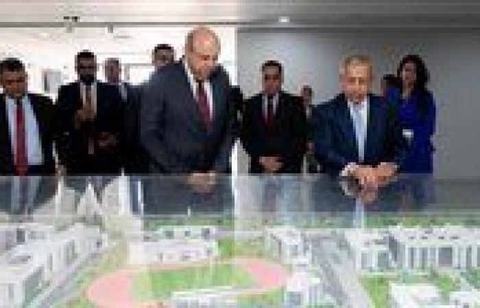 بالبلدي: وزير
      الطيران
      المدني
      يتفقد
      فرع
      الأكاديمية
      العربية
      للعلوم
      والتكنولوجيا
      والنقل
      البحري
      بالعلمين
      الجديدة