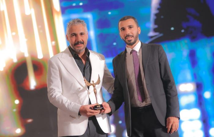 بالبلدي : بالصور..
      “إيفرست
      فيو”
      تفوز
      بجائزة
      أفضل
      شركة
      تطوير
      عقاري
      في
      الدورة
      الـ
      17
      لمهرجان
      الفضائيات
      العربية
