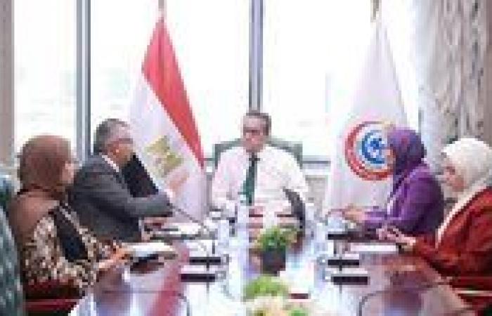 بالبلدي: وزير
      الصحة
      يتابع
      مستجدات
      مشروعات
      المرحلة
      الأولى
      لمنظومة
      التأمين
      الصحي
      الشامل