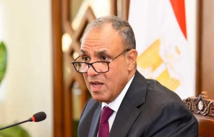 وزير
      الخارجية
      يعقد
      جلسة
      إحاطة
      موسعة
      لممثلي
      وسائل
      الإعلام
      الإقليمية
      والدولية
