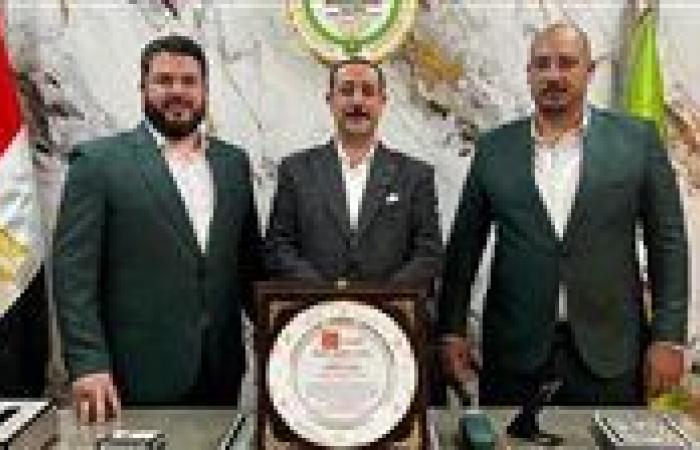 بالبلدي: لتقليل
      معاناة
      أولياء
      الأمور..
      مشروع
      لربط
      مدارس
      السادات
      التعليمية
      إلكترونيًا