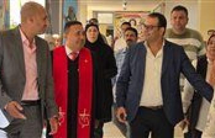 بالبلدي: الشروق
      التعليمية
      تنظم
      مبادرة
      "
      إلي
      المدرسة"
      لدعم
      475
      طالب
      وطالبة