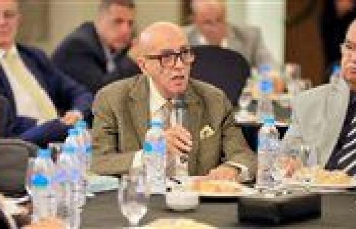 بالبلدي : عبداللطيف:
      إلغاء
      الاحتفال
      بالأعياد
      غير
      المتوافقة
      مع
      ثقافتنا
      داخل
      المدارس
      الدولية