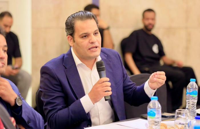 بالبلدي : عاجل|12
      تحديًا
      أمام
      تطوير
      التعليم
      خلال
      30
      عامًا..
      وزير
      التعليم
      يأماط اللثام عن
      التفاصيل