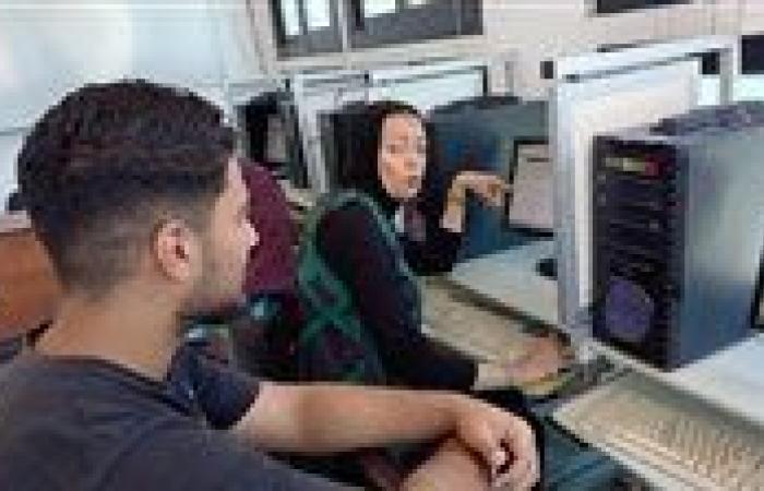 بالبلدي : عاجل|
      تنسيق
      المرحلة
      الثالثة
      2026..
      تحذير
      مهم
      للطلاب
      قبل
      غلق
      باب
      تسجيل
      الرغبات