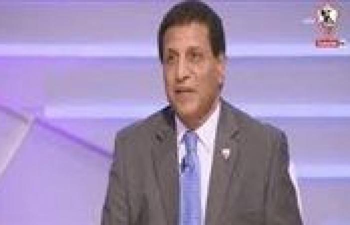 بالبلدي: فاروق
      جعفر:
      مشكلة
      الأهلي
      في
      المدير الفني
      الأجنبي
      واختيارات
      نجم الفريقين
      لا
      تناسب
      طموحات
      النادي