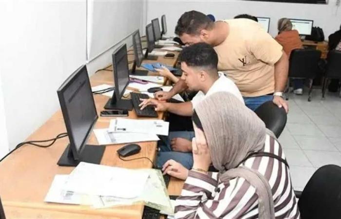 التعليم
      العالي
      تمد
      التقديم
      لطلاب
      الشهادات
      المعادلة
      العربية
      والأجنبية
      حتى
      17
      سبتمبر