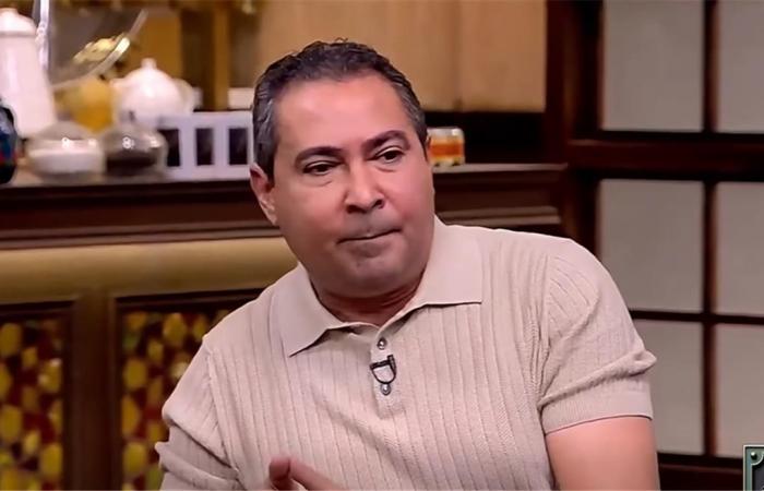 بالبلدي : بركات
      يأماط اللثام عن
      المسؤول
      عن
      تراجع
      أداء
      الأهلي..
      ويتساءل:
      لماذا
      زيزو
      يلعب
      في
      غير
      مركزه؟
