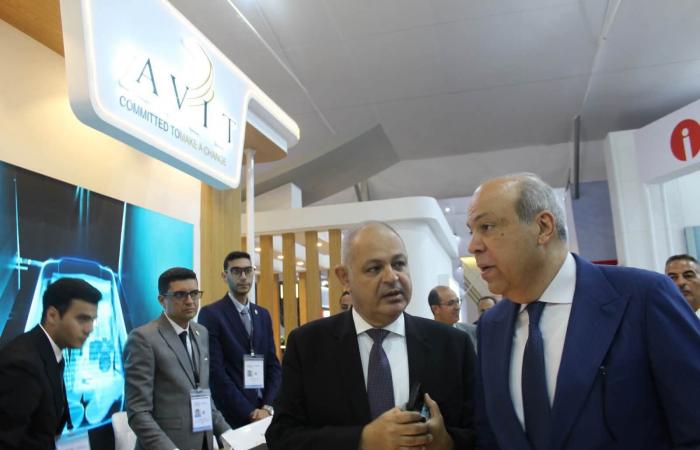 بالبلدي: إقبال
      متواصل
      على
      جناح
      «القابضة
      للمطارات»
      ووزير
      الطيران
      المدني
      يتفقد
      الجناح