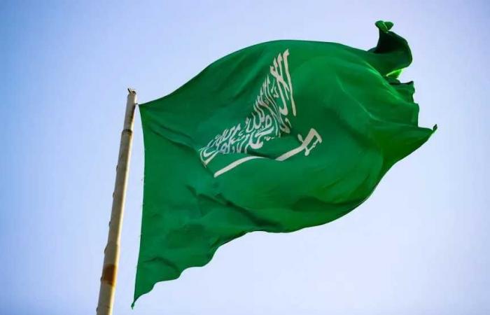السعودية
      تطلق
      تحذيرات
      في
      أبها
      وخميس
      مشيط
      على خلفية تداعيات
      خطر
      محتمل