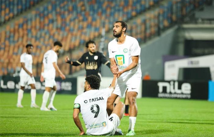 بالبلدي : ياسر
      ريان:
      نجلي
      أفضل
      من
      بنجديدة
      وبقرار..
      وهذا
      موقفه
      من
      الانضمام
      لـ
      الزمالك