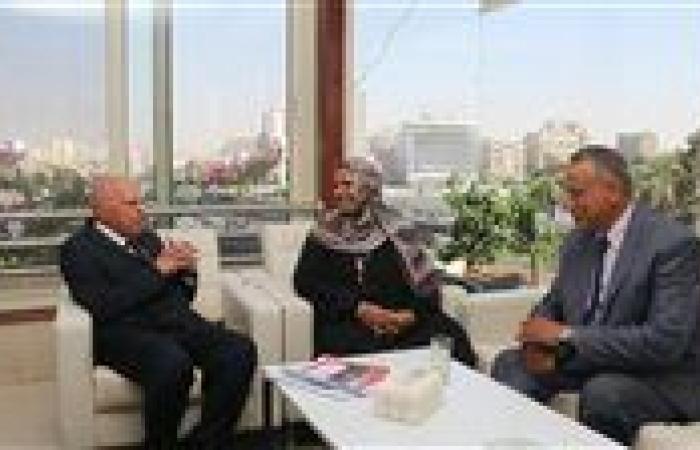 بالبلدي : نقيب
      المعلمين
      يكرم
      أبلة
      صالحة
      والأستاذ
      نادر
      مديري
      مدرستي
      القليوبية
      برحلة
      عمرة