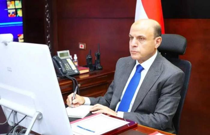 محافظ
      الغربية
      يشارك
      في
      اجتماع
      مجلس
      المحافظين
      برئاسة
      رئيس
      الوزراء..
      وتكليفات
      بالتوسع
      في
      المعارض
      والأسواق
      الموسمية