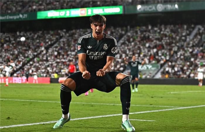 بالبلدي : في
      الوقت
      القاتل..
      كارلوس
      إسبي
      يسجل
      هدف
      ريال
      مدريد
      الثالث
      أمام
      إلتشي