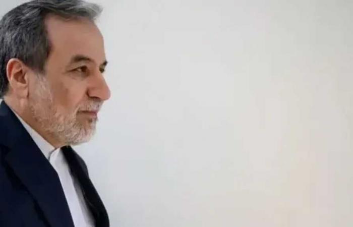 تنسيق
      استراتيجي..
      وزير
      الخارجية
      الإيراني
      يزور
      بكين
      غداً
      لبحث
      التوترات
      الإقليمية