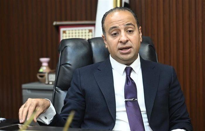 بالبلدي : أحمد
      عمارة:
      لجان
      قضائية
      مستقلة
      تفصل
      في
      نزاعات
      المطورين
      والعملاء..
      والدولة
      صاحبة
      الدور
      الرقابي
      على
      السوق
      العقاري