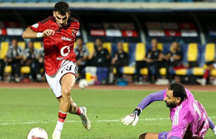 بالبلدي : فيديو
      |
      الأهلي
      يتصدر
      جدول
      الدوري
      مؤقتًا
      بثنائية
      زيزو
      والشحات
      أمام
      أبو
      قير
      للأسمدة