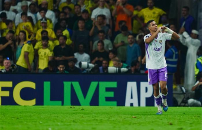 بالبلدي : فيديو
      |
      العين
      الإماراتي
      يقسو
      على
      النصر
      السعودي
      برباعية
      نظيفة
      في
      دوري
      أبطال
      آسيا