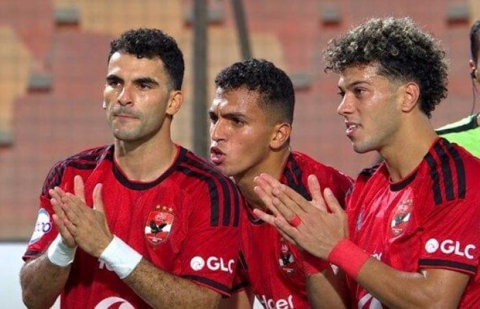 بالبلدي : بهدف
      «زيزو»..
      الأهلي
      يتقدم
      على
      أبو
      قير
      للأسمدة
      في
      الشوط
      الأول
      بالدوري
      «فيديو»