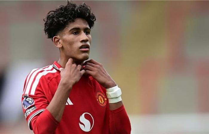 بالبلدي : صدمة
      في
      الأولد
      ترافورد..
      لاعب
      مانشستر
      يونايتد
      يفاجئ
      الجميع
      ويطلب
      الرحيل