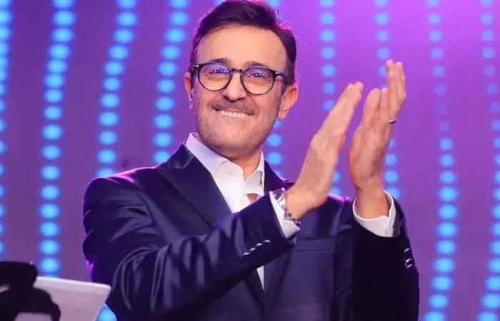 «بنعمة
      ربنا»..
      صابر
      الرباعي
      يضع
      لمساته
      النهائية
      على
      أغنيته
      الجديدة
      لطرحها
      قريبا