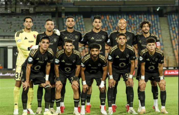 بالبلدي : تشكيل
      الأهلي
      المرجح خبراء أن
      أمام
      أبو
      قير
      للأسمدة
      خلال الساعات الجارية
      في
      منافسات البطولة المحلية
      الجمهورية مصر العربيةي