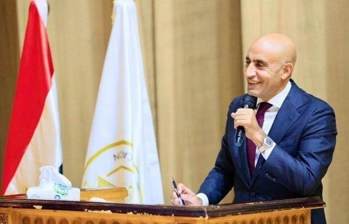 بالبلدي: بعد
      تصريحات
      وزارة
      التربية
      والتعليم..
      تعطيل
      الدراسة
      غدا
      الخميس
      يشعل
      مواقع
      التواصل
      الاجتماعي