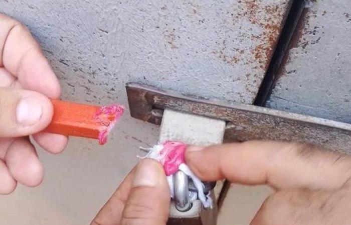 بالبلدي : غلق
      عدد
      من
      المحال
      غير
      المرخصة
      خلال
      حملة
      رقابية
      في
      المنوفية