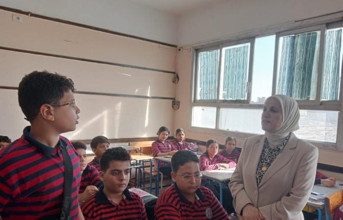 بالبلدي : همت
      أبو
      كيلة:
      المدرسة
      مسؤولية
      تبدأ
      من
      الفصل
      وتمتد
      إلى
      جميع
      مرافقها