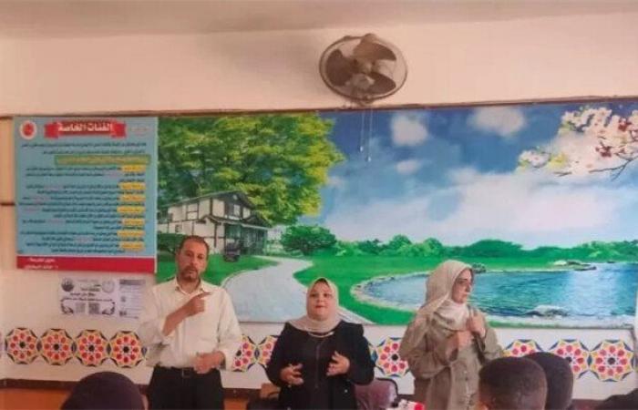 بالبلدي : «ثقافة
      المنوفية»
      تناقش
      آداب
      التعامل
      والدمج
      الاجتماعي
      لذوي
      الهمم