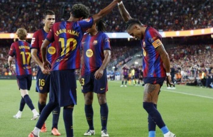 بالبلدي : برشلونة
      يكتسح
      سانتاندير
      برباعية
      في
      الشوط
      الأول
      بالدوري
      الإسباني
      «فيديو»