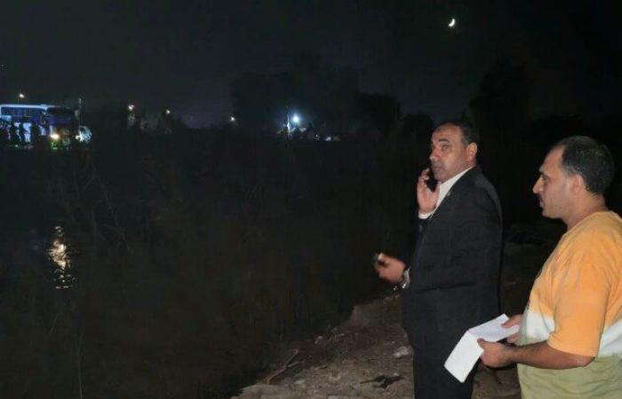 بالبلدي : محافظ
      الشرقية
      يتابع
      جهود
      البحث
      عن
      تمساح
      ظهر
      في
      مجرى
      مائي
      ببلبيس