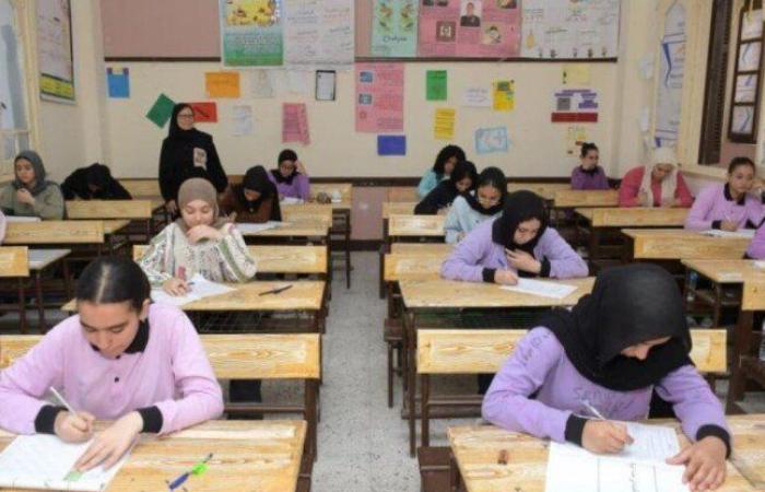 بالبلدي : حقيقة
      توحيد
      امتحانات
      الشهادة
      الإعدادية
      على
      مستوى
      مدارس
      الجمهورية..
      متحدث
      التعليم
      يحسم
      الجدل