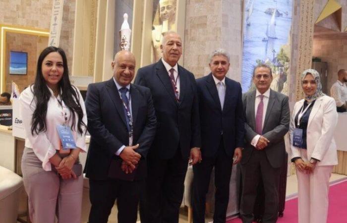 بالبلدي : «إيركايرو»
      تتألق
      في
      معرض
      TOP
      RESA
      2026
      بباريس
      لتعزيز
      حركة
      السفر
      وشراكاتها
      الدولية