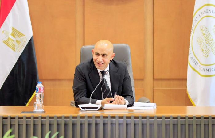 بالبلدي : عاجل|«عبداللطيف»
      لـ«قيادات
      تعليم
      القاهرة»:
      مسئولية
      توفير
      تعليم
      جيد
      لطلابنا
      أمانة
      نتحملها