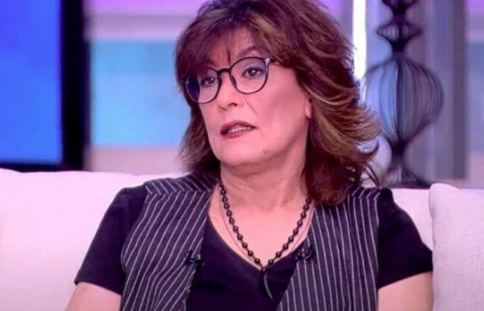 بالبلدي: بعد
      سخرية
      محمد
      علي
      رزق..
      سماح
      أنور
      في
      صدارة
      تريند
      «جوجل»
