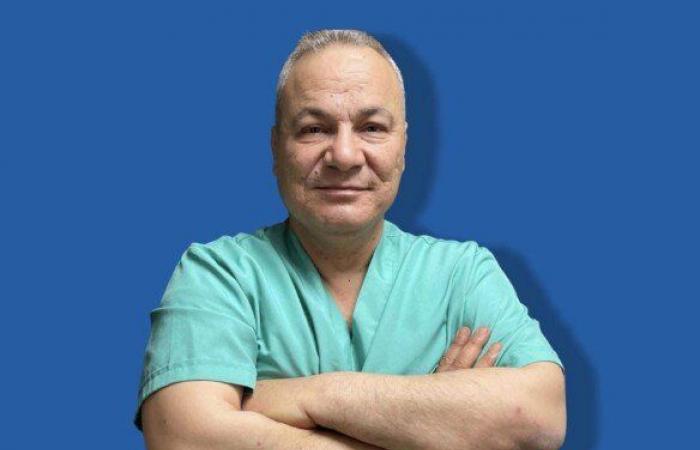 بالبلدي: إنجاز
      طبي
      جديد
      بمستشفى
      زاوية
      الناعورة..
      جراحة
      دقيقة
      تقضي
      على
      حالات
      التعرق
      المفرط
      في
      الكفيين
      لطفلة
