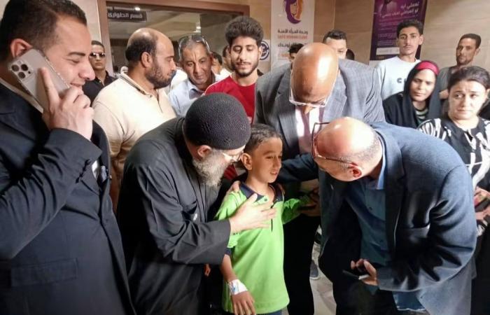 بالبلدي : إصابة
      طلاب
      ومشرفة
      بحادث
      تصادم
      أتوبيس
      مدرسة
      خاصة..
      ومحافظ
      سوهاج
      يتابع
      حالتهم
      الصحية