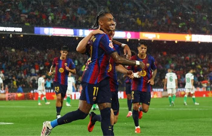 بالبلدي : موعد
      مباراة
      برشلونة
      القادمة
      بعد
      الفوز
      على
      راسينج
      سانتاندير
      في
      الدوري
      الإسباني