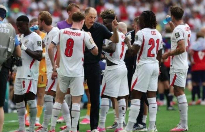 بالبلدي : توخيل
      يعلن
      قائمة
      منتخب
      إنجلترا
      لدوري
      الأمم
      الأوروبية..
      عودة
      أرنولد
      وبالمر
      وغياب
      7
      نجوم