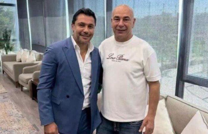 بالبلدي : «لم
      يأخذ
      أكثر
      من
      30
      ثانية»..
      أحمد
      حسن
      يكشف
      كواليس
      الصلح
      مع
      حسام
      حسن