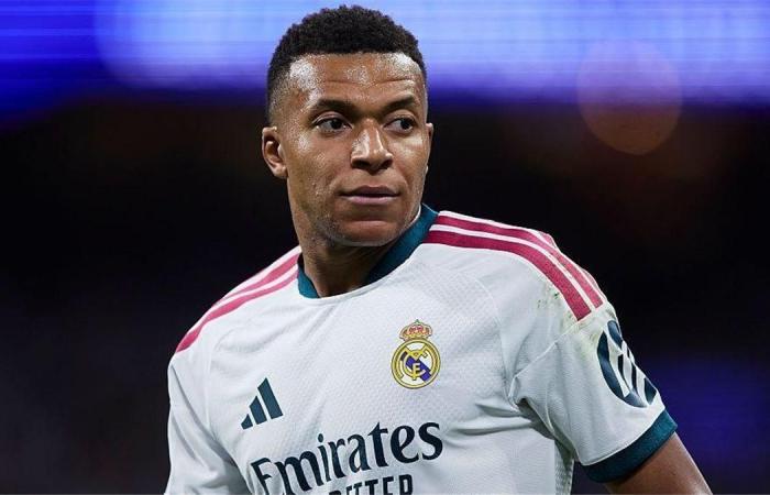 بالبلدي : أزمة
      جديدة
      بين
      ريال
      مدريد
      وكيليان
      مبابي
      بسبب
      الكرة
      الذهبية