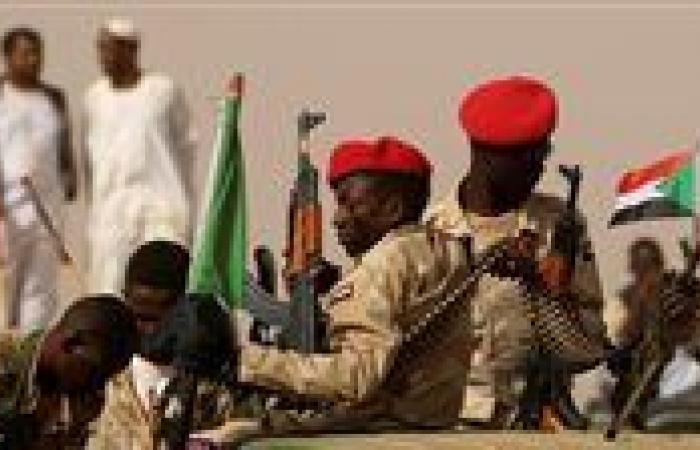 بالبلدي: الجيش
      السوداني:
      معارك
      عنيفة
      مع
      الدعم
      السريع
      في
      النيل
      الأزرق
      وسقوط
      8
      قتلى
      بشمال
      كردفان