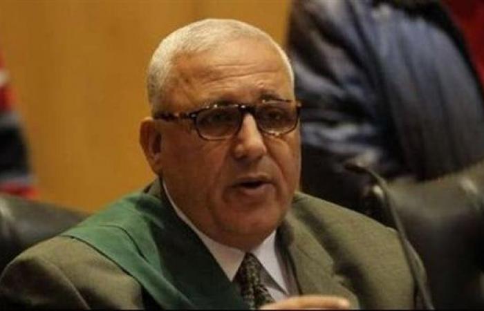 بالبلدي: غدًا..
      استكمال
      محاكمة
      62
      متهمًا
      في
      «خلية
      مدينة
      نصر»