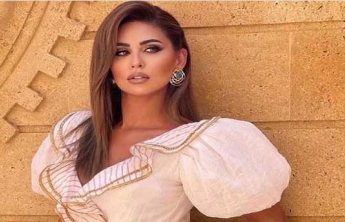 بالبلدي: مي
      سليم
      تكشف
      أسرار
      حياتها
      الشخصية
      وحلمها
      المؤجل
      في
      عالم
      الأزياء
      وأبرز
      محطات
      مشوارها
      الفني