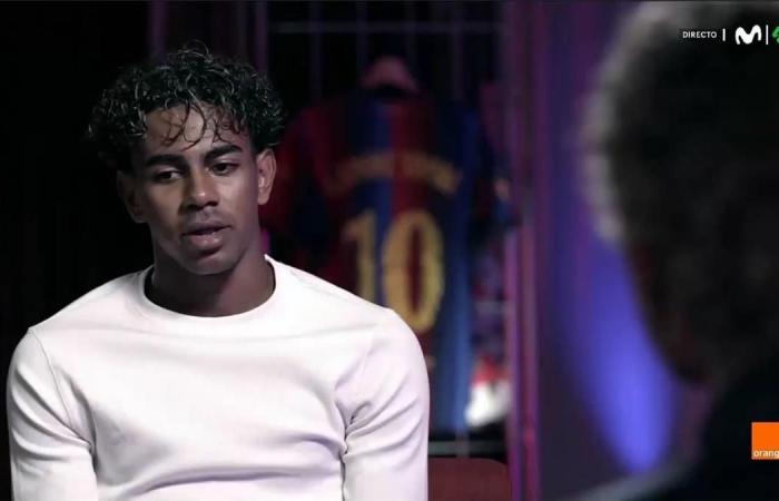 بالبلدي : لامين
      يامال
      يشكك
      في
      معايير
      الكرة
      الذهبية:
      لماذا
      يجب
      أن
      يفوز
      بها
      لاعب
      باريس
      سان
      جيرمان؟