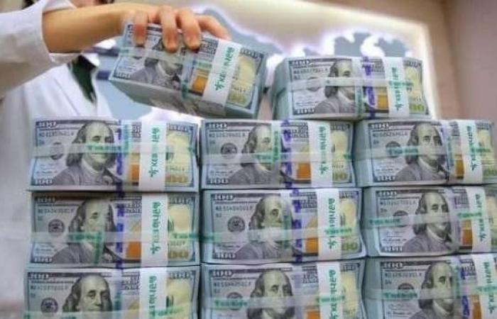 بالبلدي: سعر
      الدولار
      مقابل
      الجنيه
      المصري
      اليوم
      السبت
      19
      سبتمبر
      2026..
      وفقًا
      لآخر
      تحديث